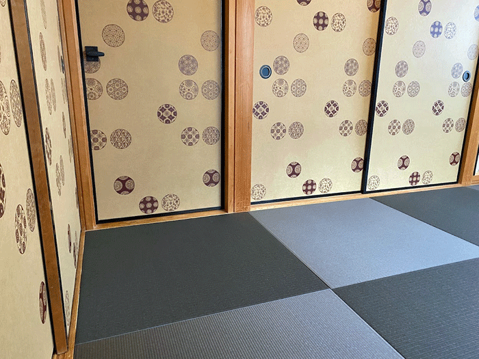 黒２色の琉球畳