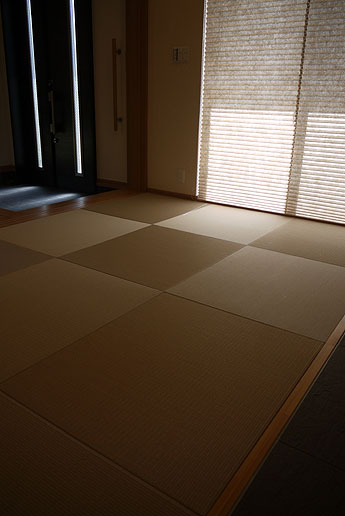 灰桜色の琉球畳