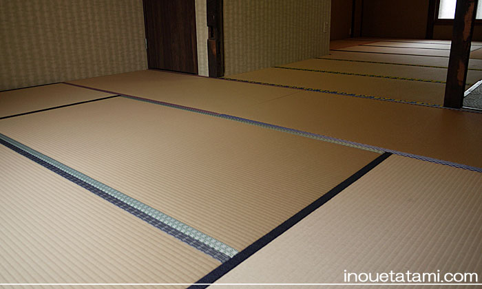 和紙で出来た畳です。