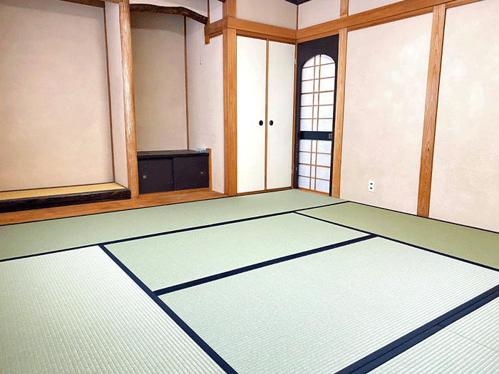 ダイケン和紙畳「極」新調施工事例｜最高級の御座縁（黒）で引き締まる美しい8畳間