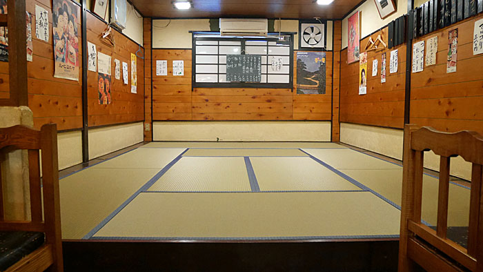 居酒屋「たまり場すかんぽ」様｜和紙畳への新調でささくれず耐久性抜群の快適空間へ！